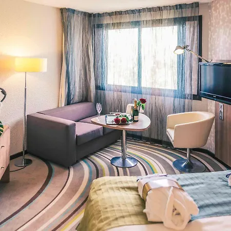 Mercure Angers Centre De Congres Exterior photo